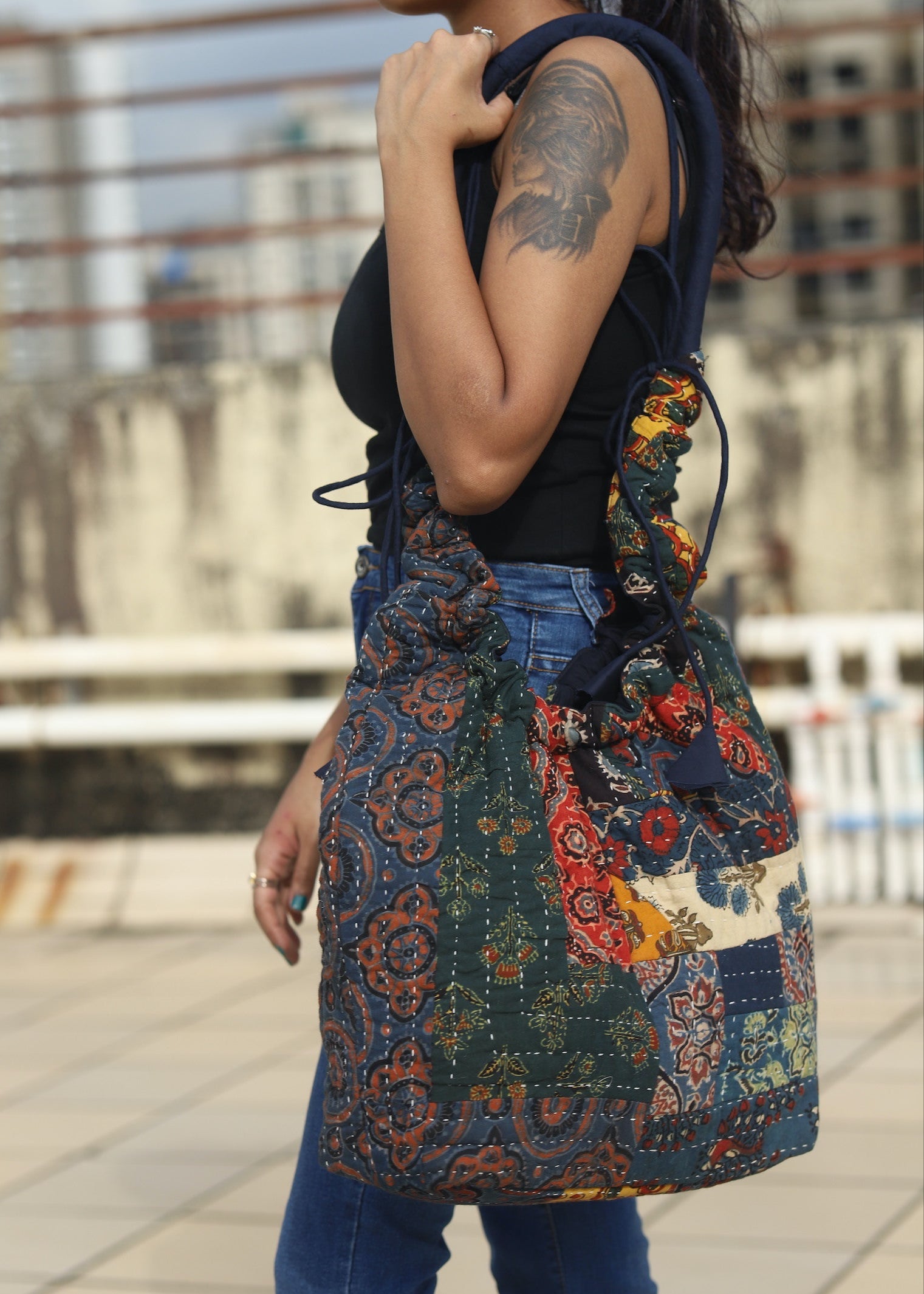 RAAHIL Bucket Bag- 07