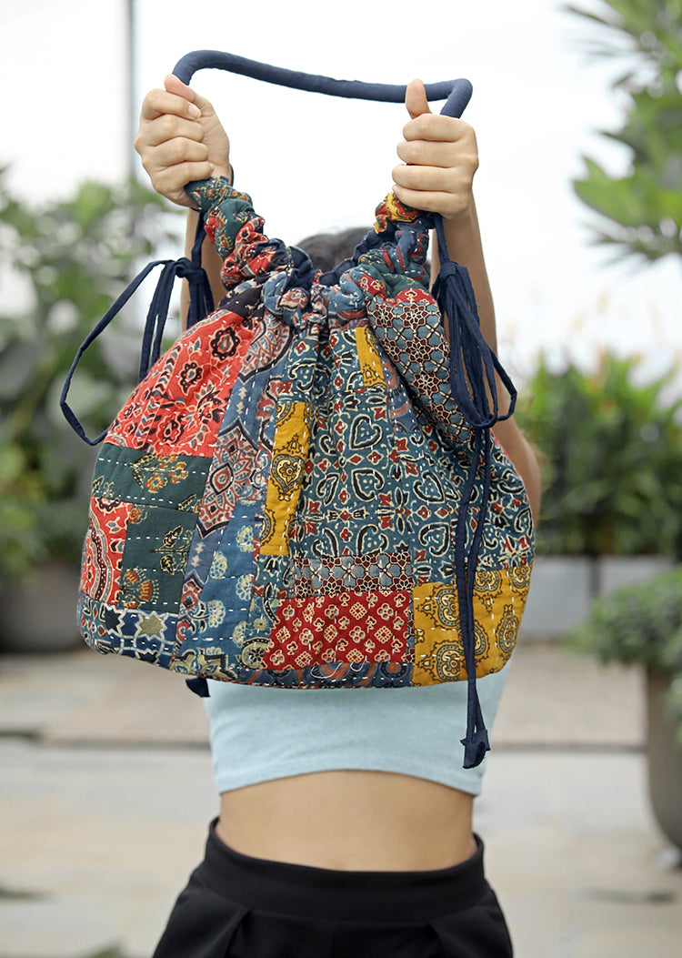 RAAHIL Bucket Bag- 03