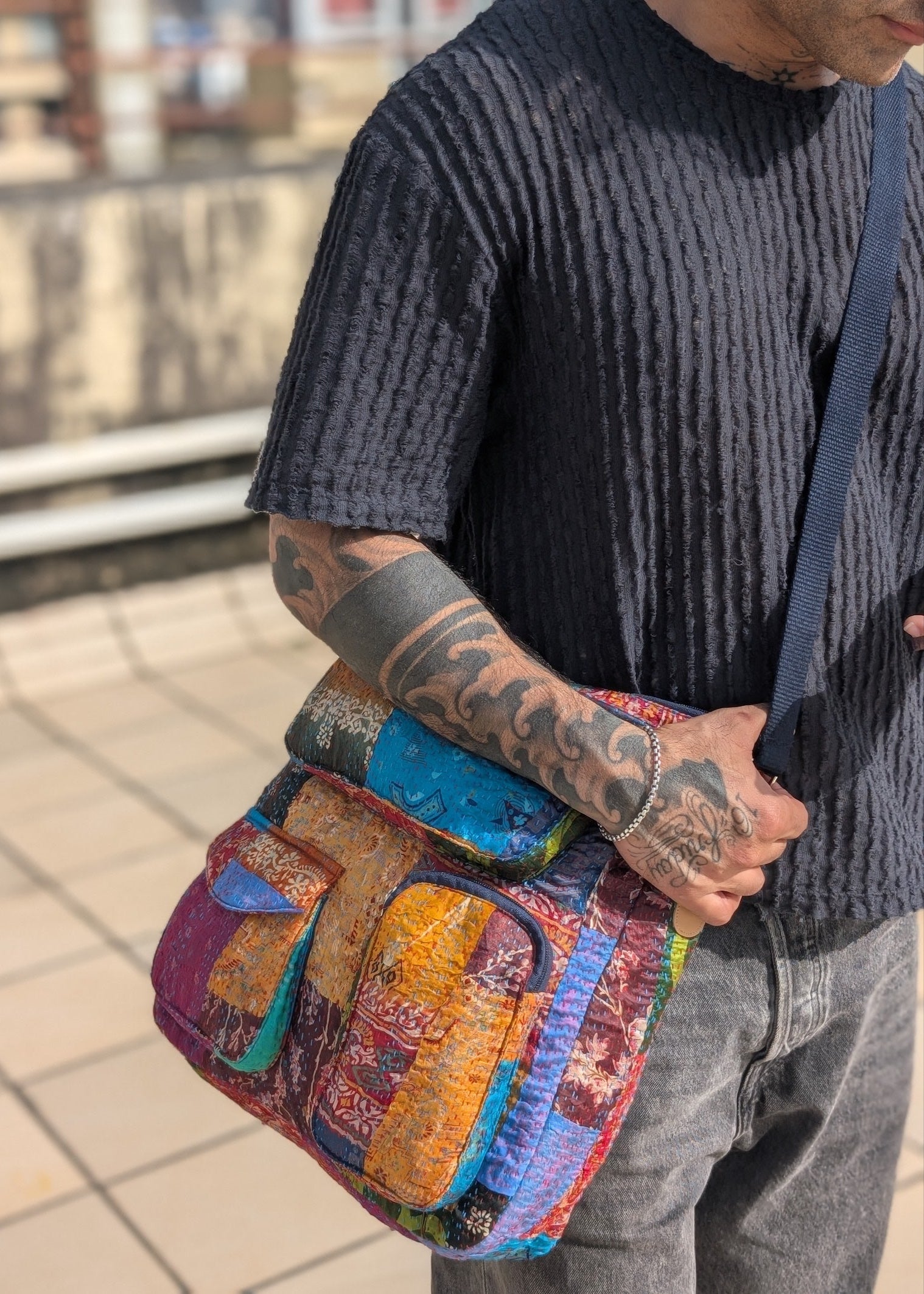 KASID Laptop Messenger Bag- 02