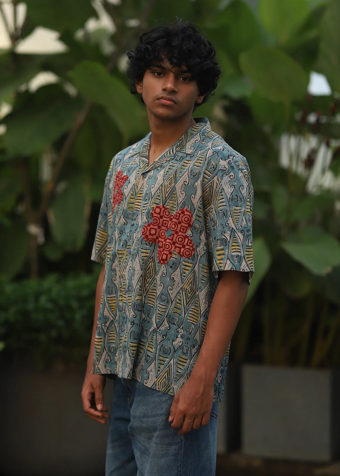Gul Appliquรฉ Shirt