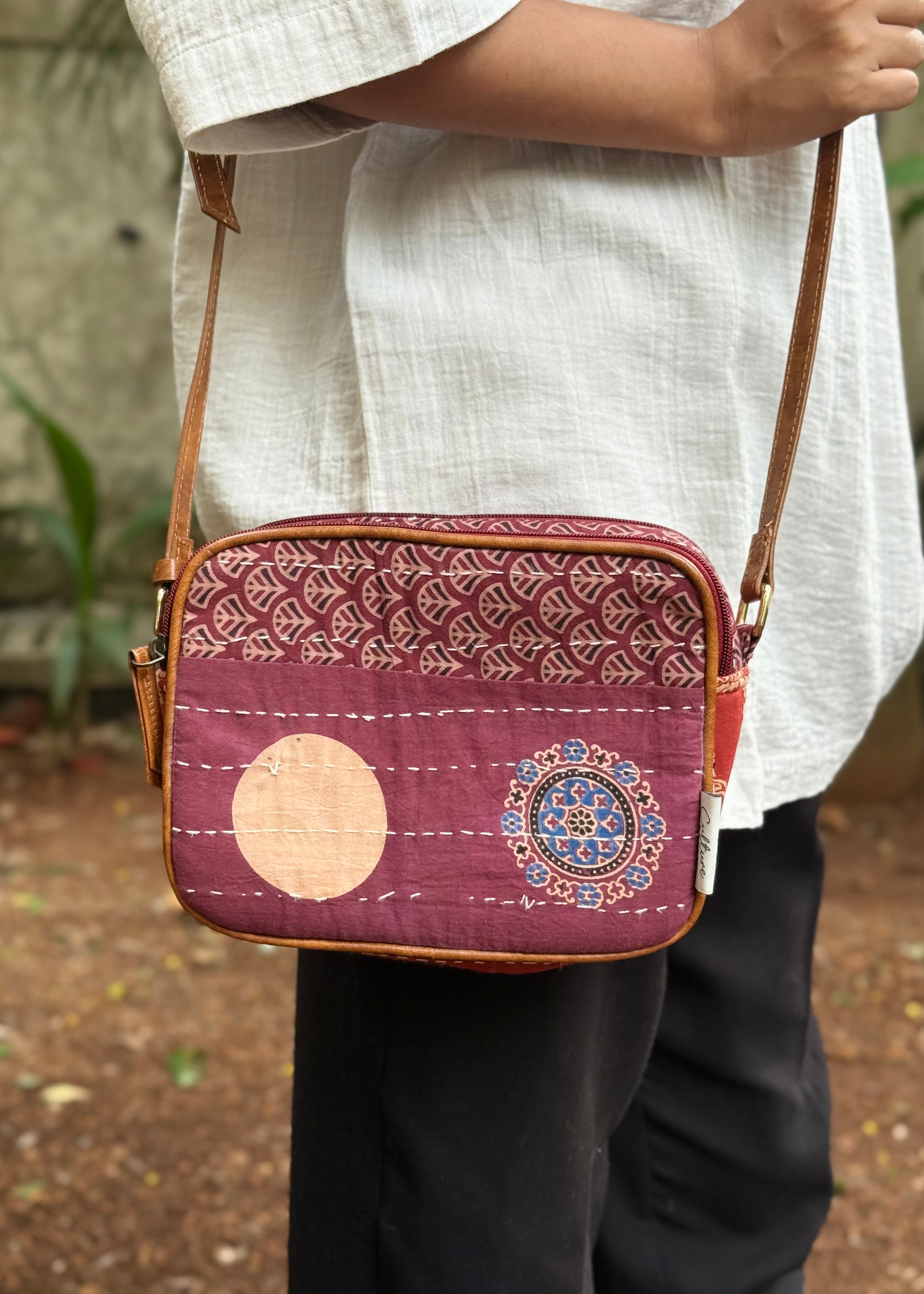 QALA Sling Bag- 01