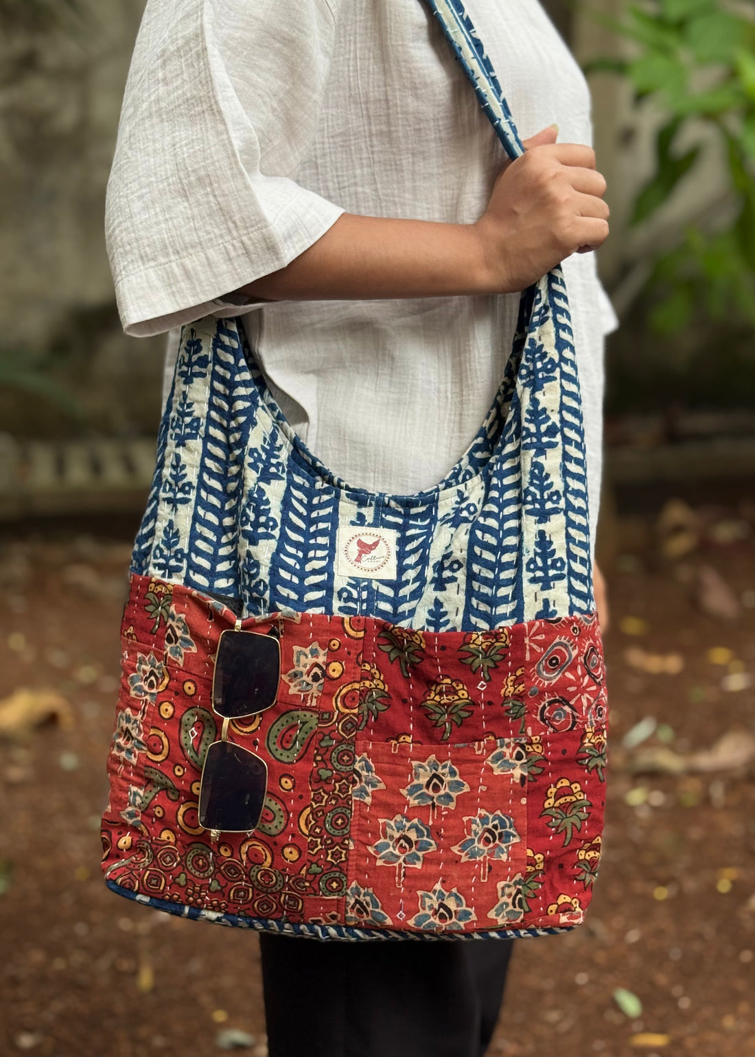 NAAZ Hobo Tote Bag- 02