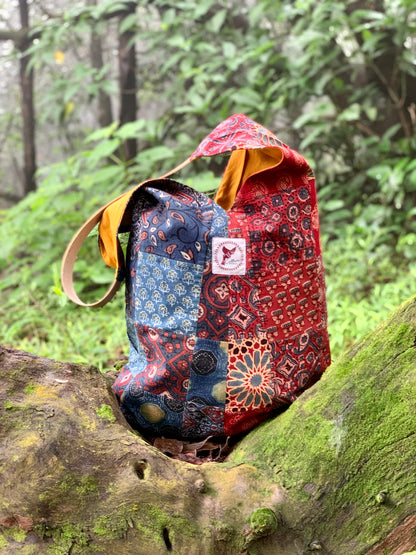 CHITKI Split Hobo Bag- 02